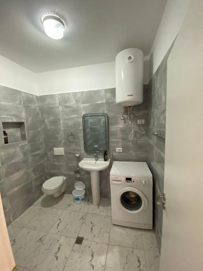 Eq Apartaments Tirana Exterior photo